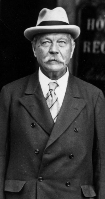 Arthur Conan Doyle